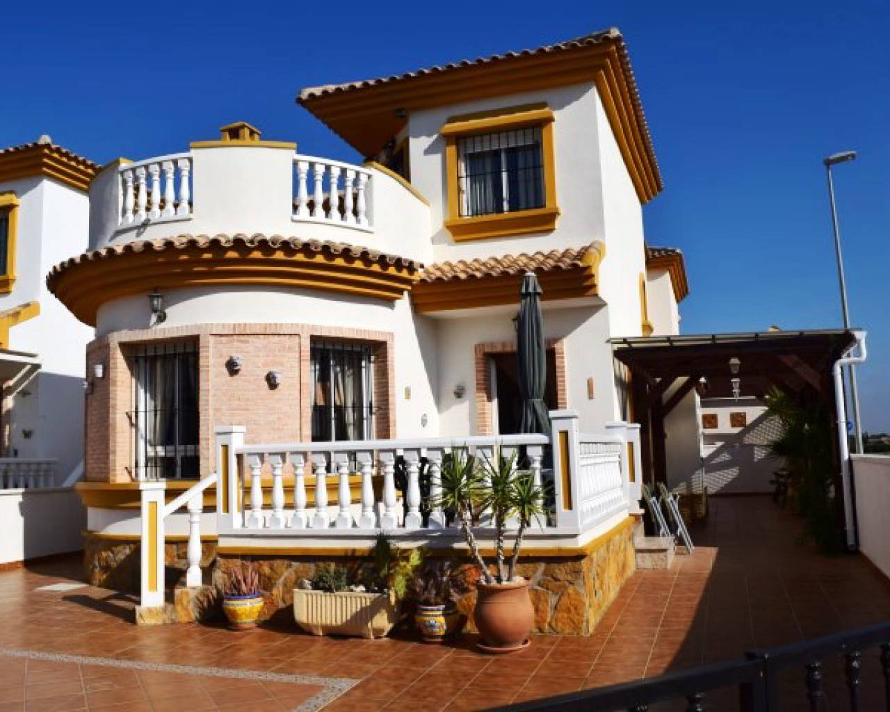 Freistehendes Haus (Villa) - Resale - Alicante* NO USAR - VA4043