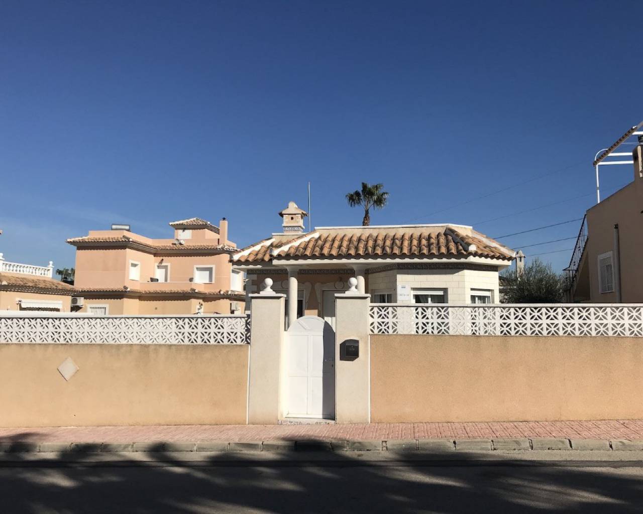 Freistehendes Haus (Villa) - Resale - Alicante* NO USAR - VA4373