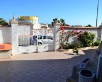Resale - Freistehendes Haus (Villa) - Alicante* NO USAR - Airstrip