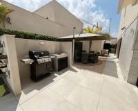 Resale - Freistehendes Haus (Villa) - Los Montesinos - La Herrada