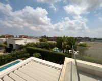 Resale - Freistehendes Haus (Villa) - Los Montesinos - La Herrada