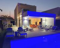 Resale - Freistehendes Haus (Villa) - Los Montesinos - La Herrada
