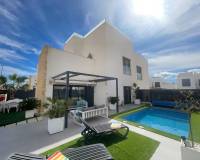 Resale - Semi-detached - Ciudad Quesada - Pueblo Bravo