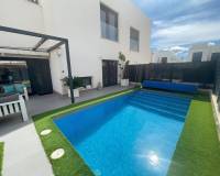 Resale - Semi-detached - Ciudad Quesada - Pueblo Bravo