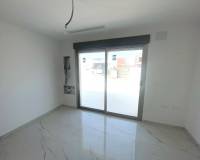 Resale - Semi-detached - Daya Nueva